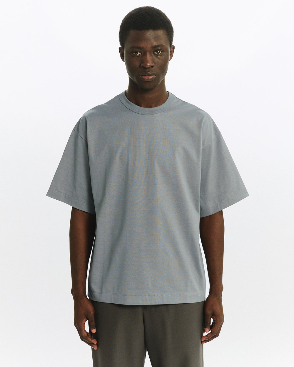 ORGANIC GIZA 60/3 SURVIVAL KNIT COMFORT FIT Tee, Dolphin Gray