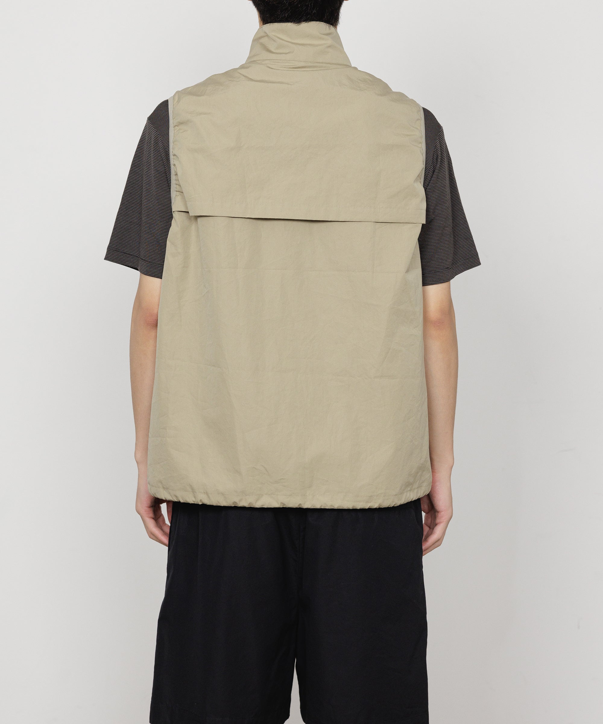 ULTRA LIGHT ALL WEATHER CLOTH GYM VEST, Beige
