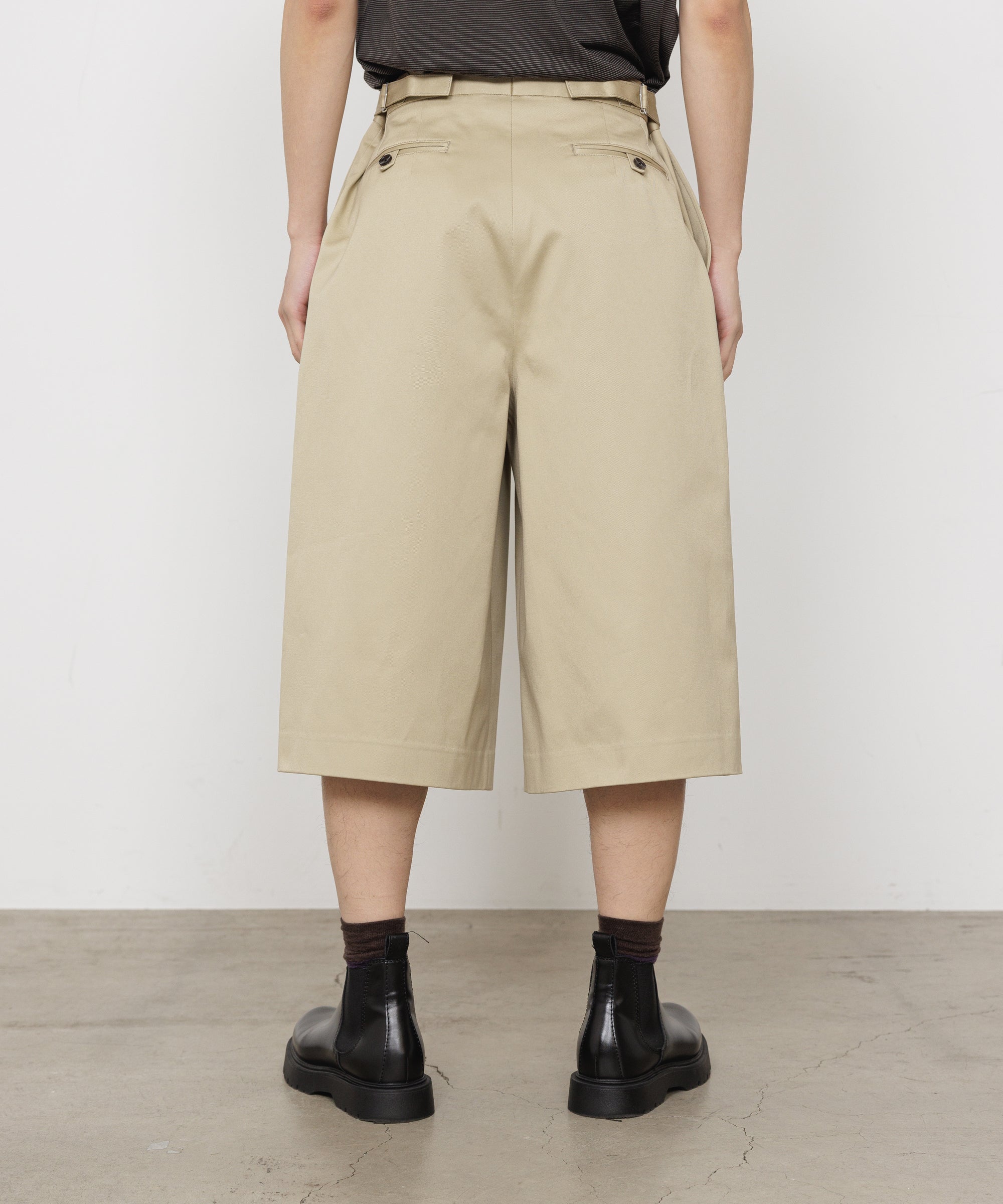 ORGANIC COTTON TWILL TWO TUCK CROPPED TROUSERS, Beige