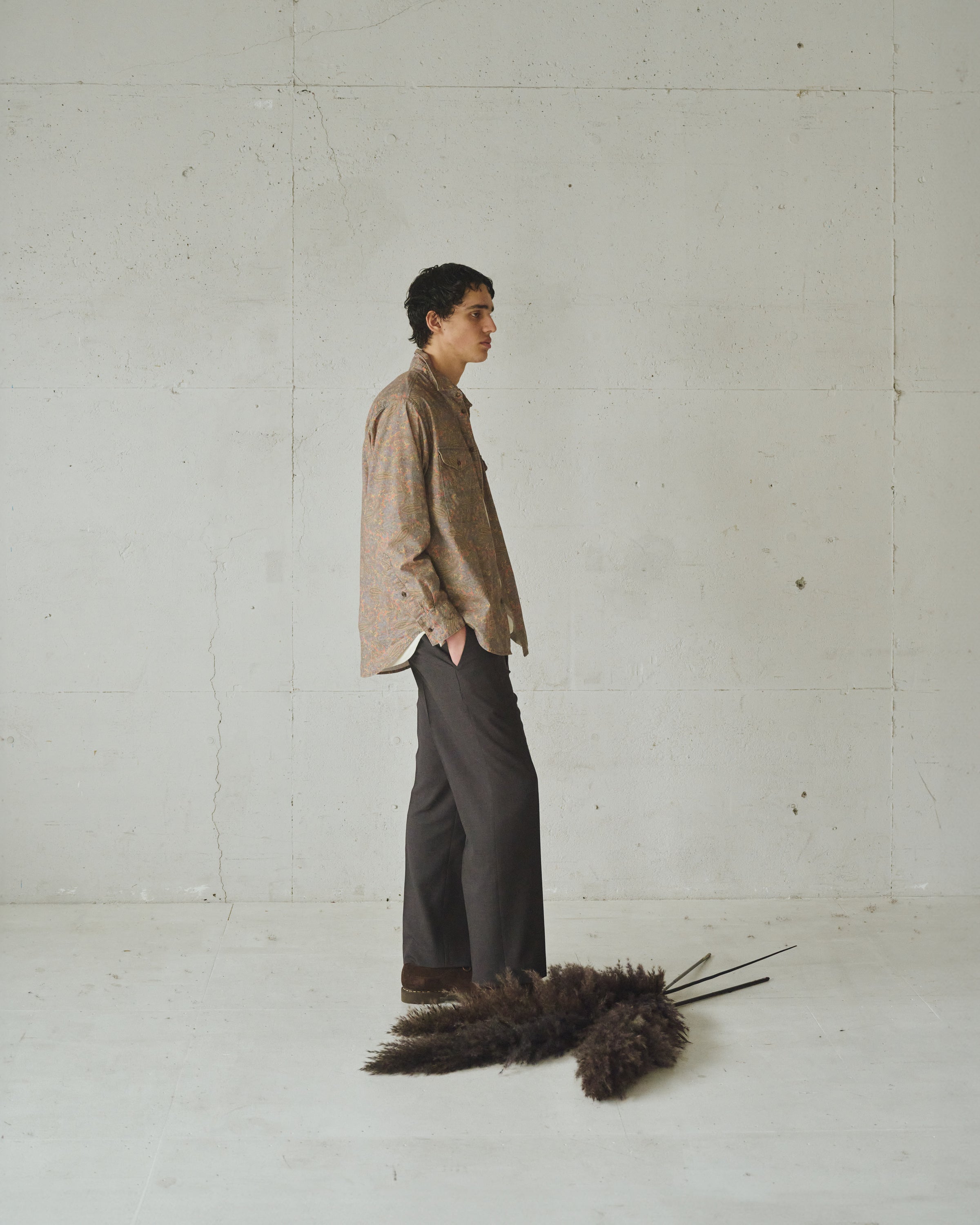 RECYCLED POLYESTER NON-MULESED WOOL GABARDINE REGULAR STRAIGHT TROUSERS, Charcoal Gray