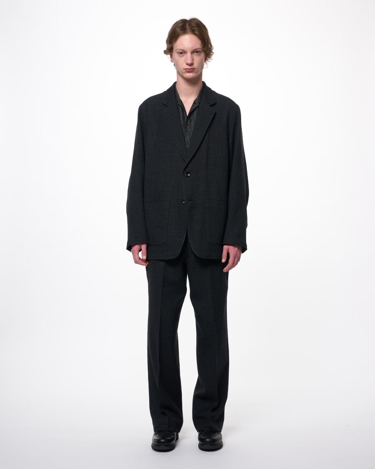 Tumbled Wool Serge / Regular Fit Straight Trousers, Gray Bird’s-Eye