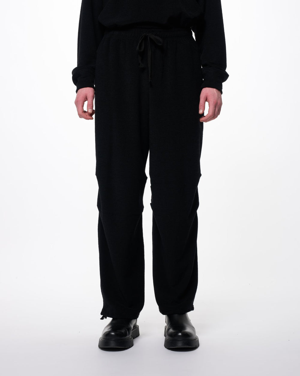 Super 140s Washable Wool Pile Knit / Tucked Knee Training Pants, Black