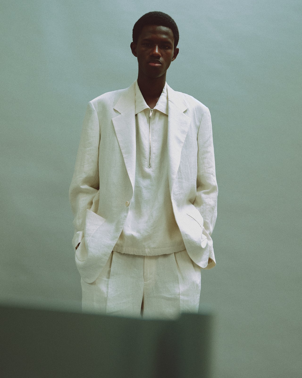 80/1 HEMP TYPEWRITER-CLOTH MACPHERSON JACKET, Ivory