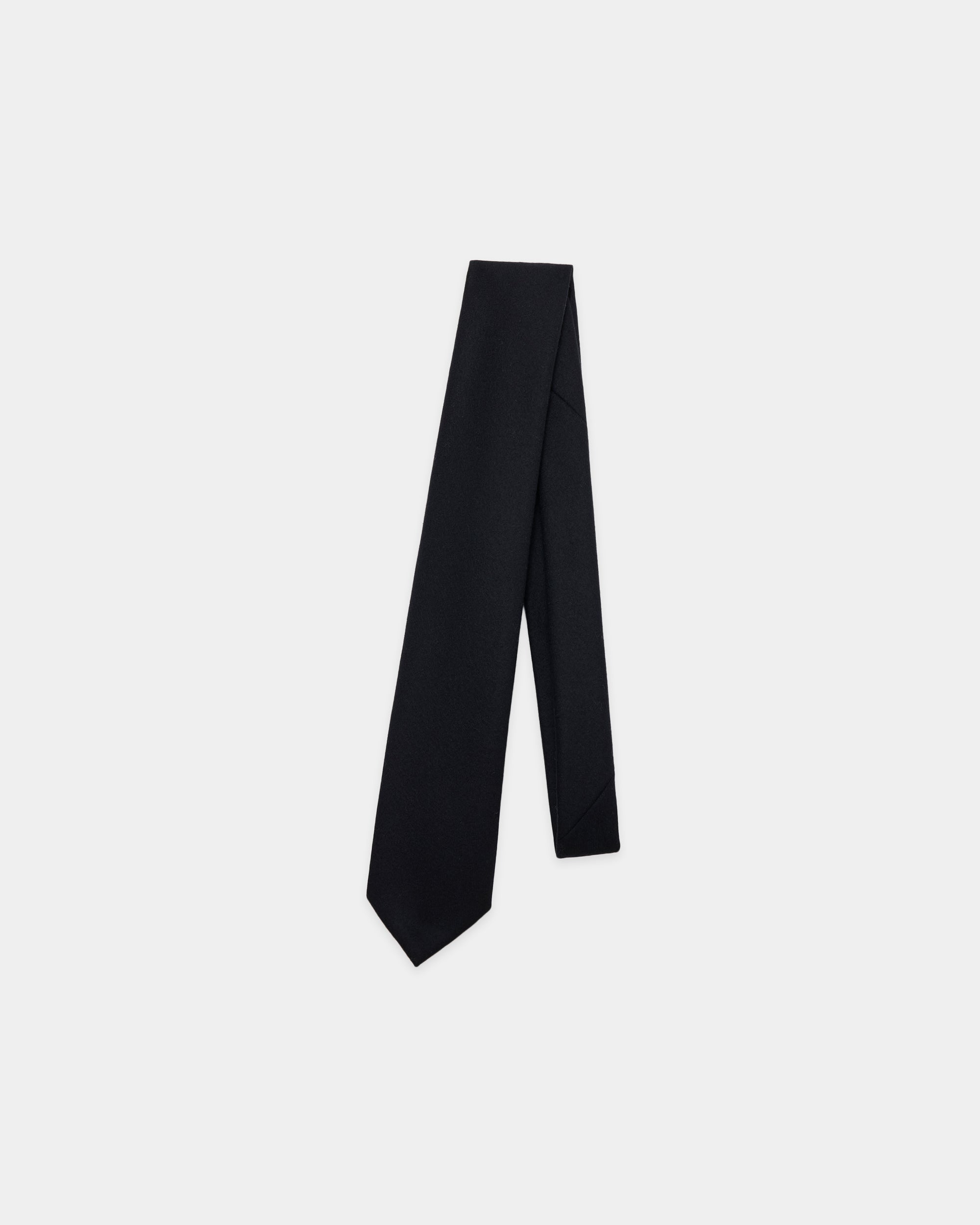 2/2/96 Wool Flannel / Tie, Black