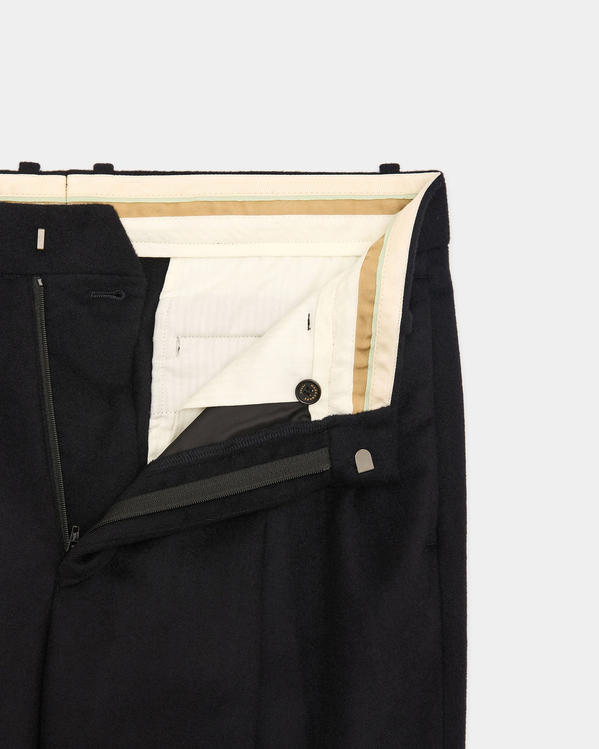 Cashmere Flannel / Double Pleated Straight Trousers, Black