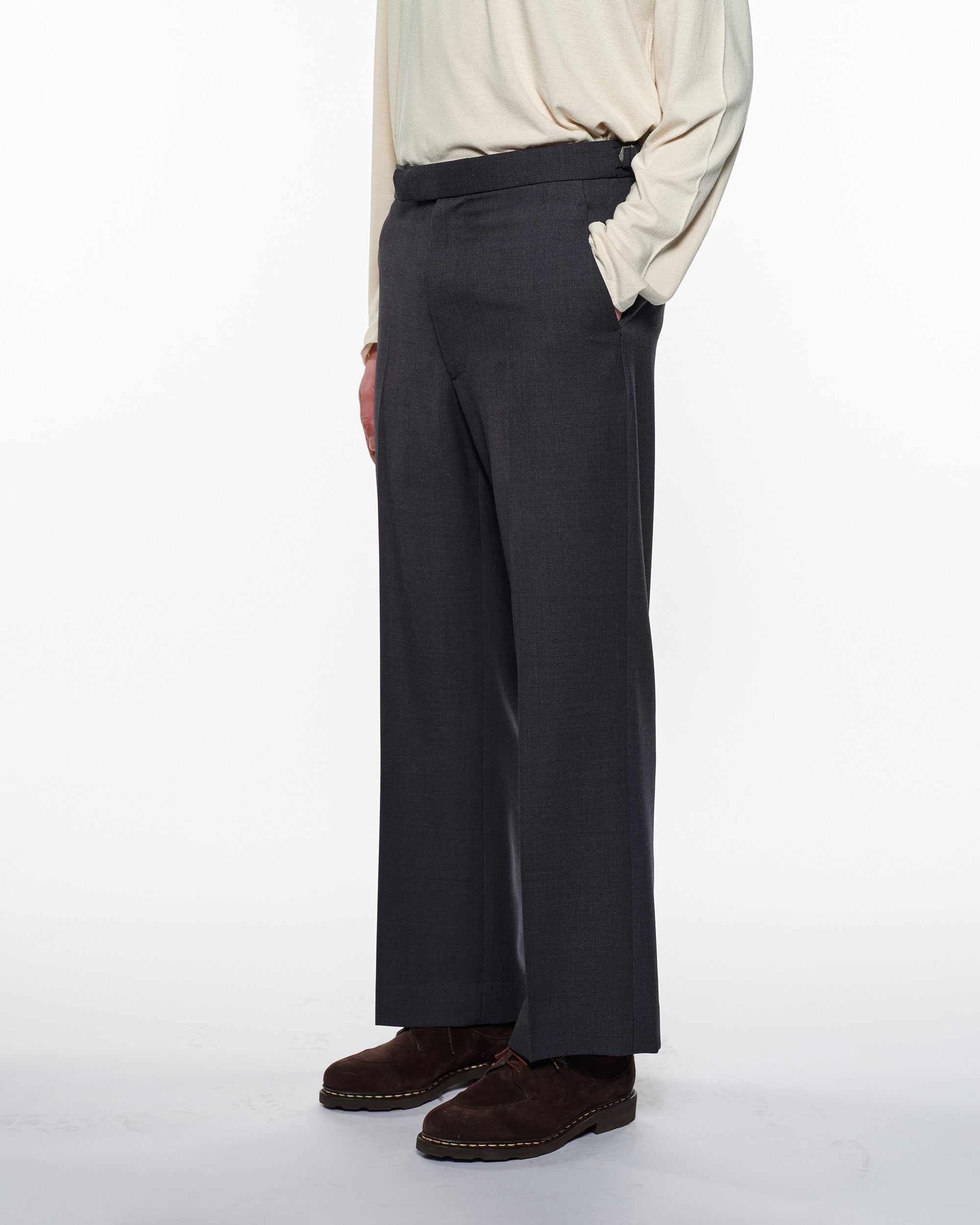 RECYCLED POLYESTER NON-MULESED WOOL GABARDINE REGULAR STRAIGHT TROUSERS, Charcoal Gray